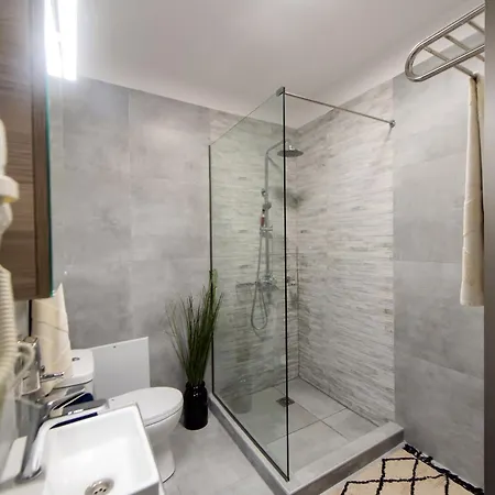 Apartment Azuma *